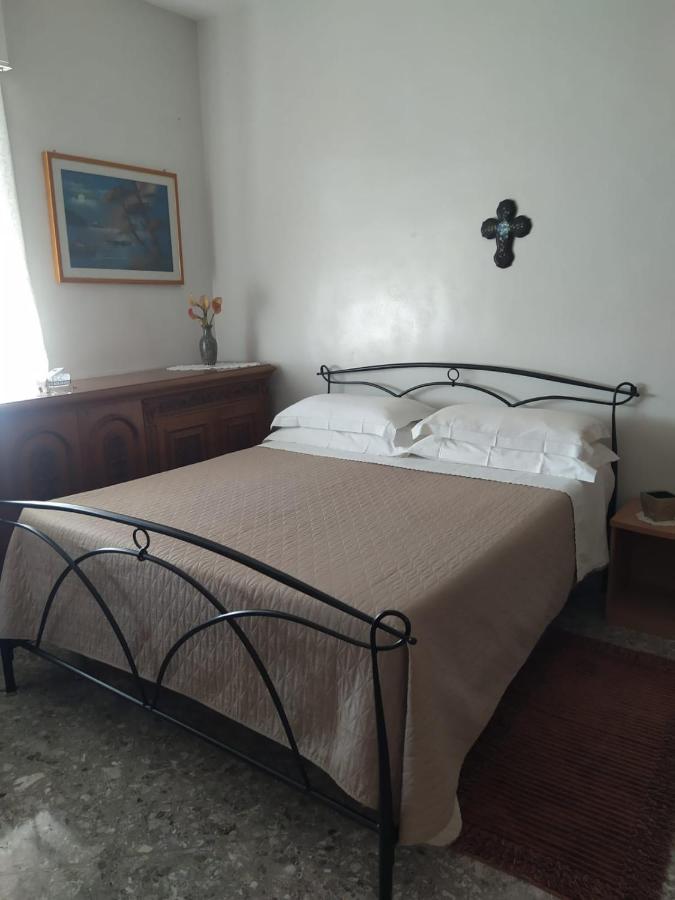 Paky'S House Bed and Breakfast Bari Exteriör bild